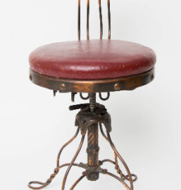 American-industrial-vintage-chair-1940s_2